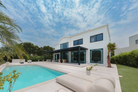 Villa à Jumeirah Islands, Dubai, 5 chambres, 1191.11 m², № 136444