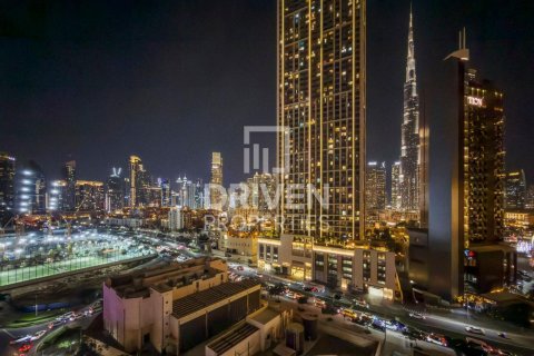 Apartment in Downtown Dubai (Downtown Burj Dubai), Dubai 2 bedrooms, 140 sq.m. № 135409 - photo 2