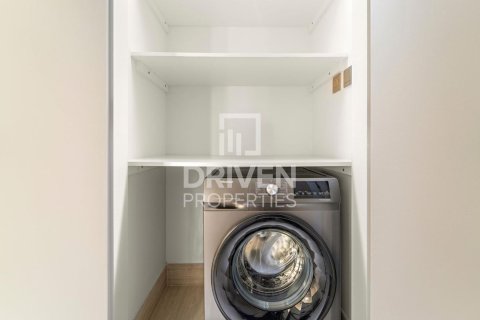 Apartment in Downtown Dubai (Downtown Burj Dubai), Dubai 2 bedrooms, 140 sq.m. № 135409 - photo 5