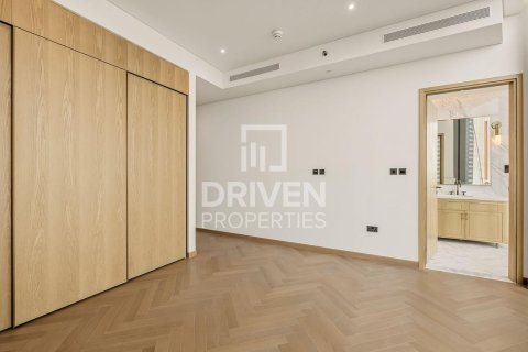Apartment in Business Bay, Dubai 3 bedrooms, 289.95 sq.m. № 135410 - photo 11