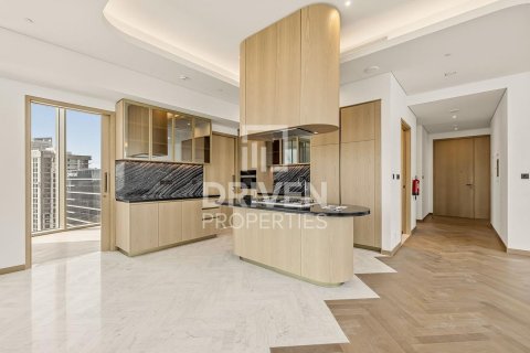 Apartment in Business Bay, Dubai 3 bedrooms, 289.95 sq.m. № 135410 - photo 23