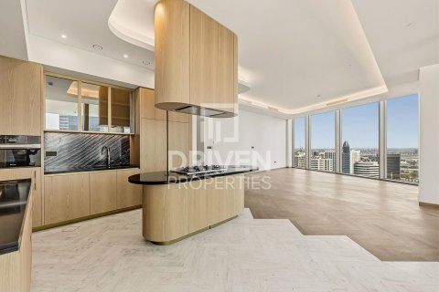 Apartment in Business Bay, Dubai 3 bedrooms, 289.95 sq.m. № 135410 - photo 24
