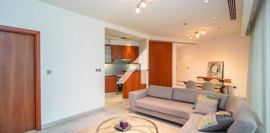 Apartment in Central Park Tower, DIFC, Dubai studio, 73.8 sq.m. № 42466