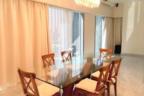 Apartment in Central Park Tower, DIFC, Dubai 1 bedroom, 118.4 sq.m. № 42467 - photo 4