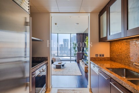 Снять в аренду квартиру в Бурдж-Халифе, Дубай: 1 спальня, 76.73787800м², № 63661 - фото 11