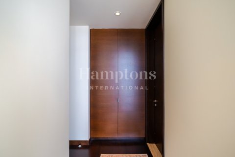 Снять в аренду квартиру в Бурдж-Халифе, Дубай: 1 спальня, 76.73787800м², № 63661 - фото 8