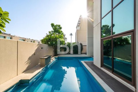 فيلا في Meydan, دبي 6 غرف نوم , 516 م² رقم 58681 - صورة 2