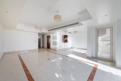 Villa à Dubai Marina, Dubai, 3 chambres, 408 m², № 58660 - photo 2