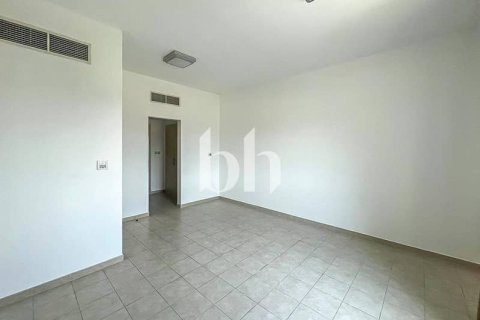Villa in Dubai Sports City, Dubai 5 bedrooms, 640 sq.m. № 58678 - photo 16