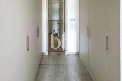 Villa in Dubai Sports City, Dubai 5 bedrooms, 640 sq.m. № 58678 - photo 17