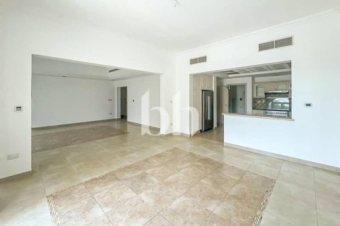 Villa in Dubai Sports City, Dubai 5 bedrooms, 640 sq.m. № 58678 - photo 8