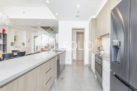 Duplex in Dubai Marina, Dubai 4 bedrooms, 350 sq.m. № 46195 - photo 8