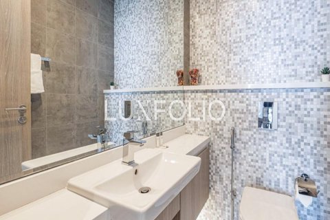 Duplex in Dubai Marina, Dubai 4 bedrooms, 350 sq.m. № 46195 - photo 19