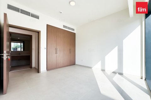 Villa en Dubai, 4 dormitorios, 510.9 m², № 91985 - foto 12