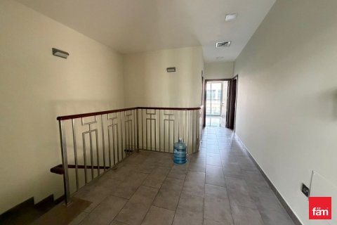 Villa in Al Furjan, Dubai 4 bedrooms, 220.9 sq.m. № 91996 - photo 6