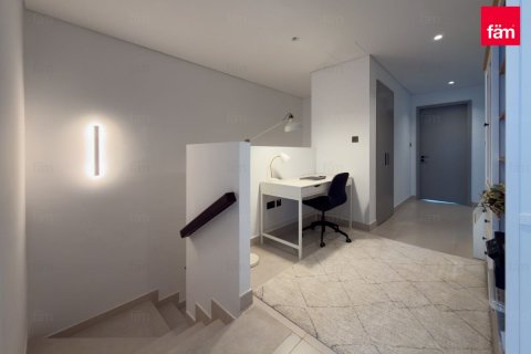 Townhouse in Tilal Al Ghaf, Dubai 4 bedrooms, 201.8 sq.m. № 113588 - photo 16