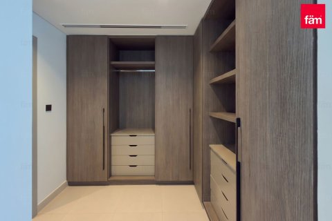 Townhouse in Tilal Al Ghaf, Dubai 4 bedrooms, 201.8 sq.m. № 113588 - photo 19