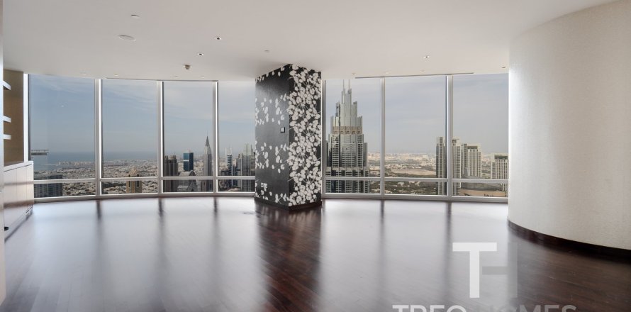 Apartment in Burj Khalifa, Dubai 3 bedrooms, 247 sq.m. № 14076