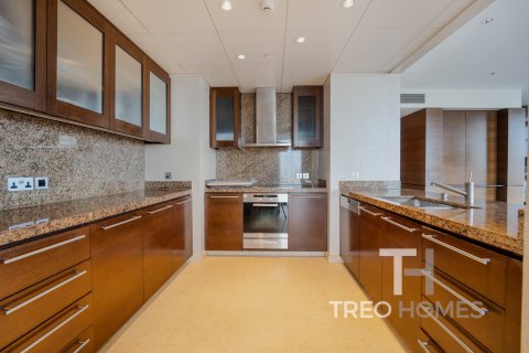 Apartment in Burj Khalifa, Dubai 3 bedrooms, 247 sq.m. № 14076 - photo 5