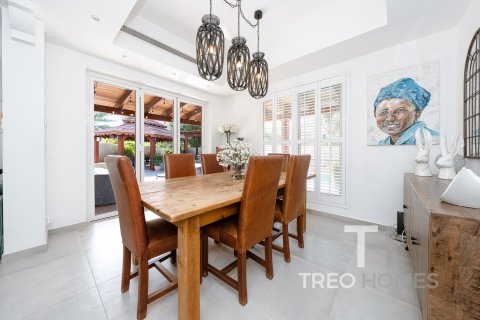 Villa in Arabian Ranches, Dubai 4 bedrooms, 321 sq.m. № 14075 - photo 6