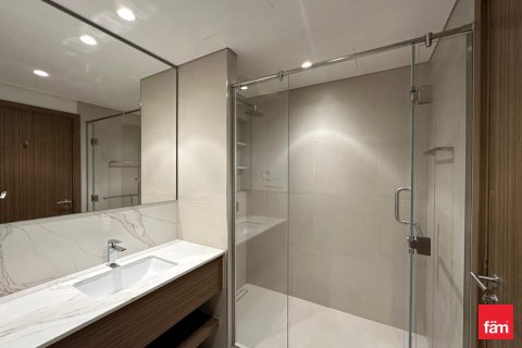 Снять в аренду квартиру в Дубае: 2 спальни, 104.1м², № 90485 - фото 11