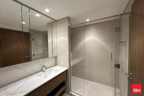 Снять в аренду квартиру в Дубае: 2 спальни, 104.1м², № 90485 - фото 9