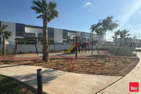 Adosado en Meydan, Dubai, 4 dormitorios, 238.8 m², № 91816 - foto 9