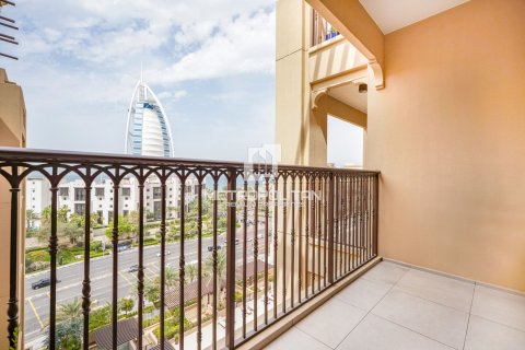 Купить квартиру в Madinat Jumeirah Living, Умм-Сукейм, Дубай: 1 спальня, 72м², № 15708 - фото 1