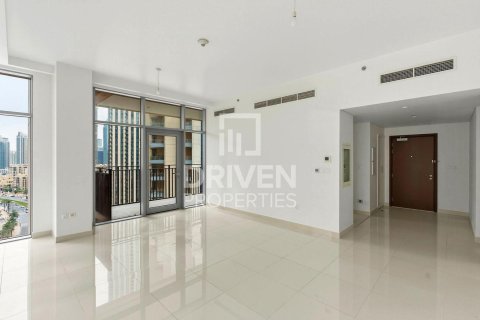 Apartment in BLVD Crescent, Downtown Dubai (Downtown Burj Dubai), Dubai 2 bedrooms, 155.24 sq.m. № 129000 - photo 5