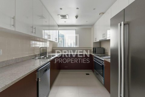 Apartment in BLVD Crescent, Downtown Dubai (Downtown Burj Dubai), Dubai 2 bedrooms, 155.24 sq.m. № 129000 - photo 13