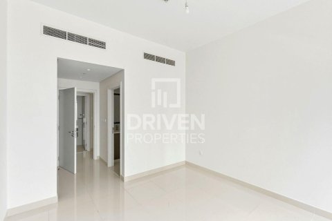 Apartment in BLVD Crescent, Downtown Dubai (Downtown Burj Dubai), Dubai 2 bedrooms, 155.24 sq.m. № 129000 - photo 9