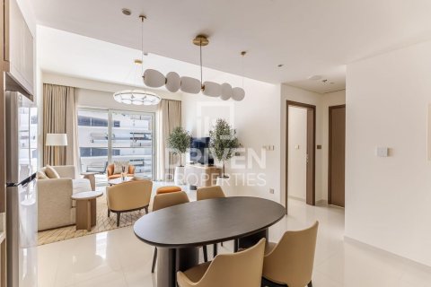 Apartamento en EMAAR Beachfront, Dubai Harbour, Dubai, 1 dormitorio, 71.81 m², № 129402 - foto 1