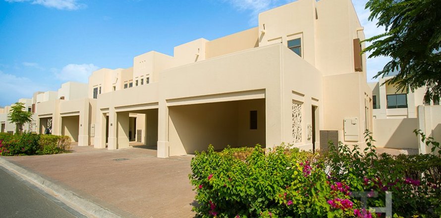 Maison de ville à Reem, Dubai, 3 chambres, 212 m², № 13603