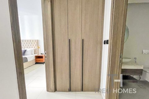 Снять в аренду квартиру в Пальме Джумейре, Дубай: 1 спальня, 93м², № 13614 - фото 6