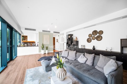 Apartment in Vida Residences Dubai Marina, Dubai Marina, Dubai 2 bedrooms, 239 sq.m. № 73291 - photo 8