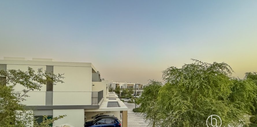 Villa en Tilal Al Ghaf, Dubai, 3 dormitorios, 146 m², № 83807