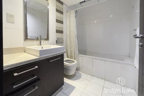 Apartamento en Downtown Dubai (Downtown Burj Dubai), Dubai, 1 dormitorio, 73 m², № 83812 - foto 11