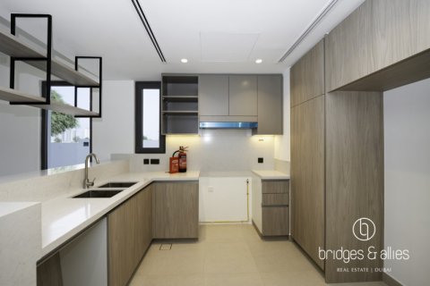 Villa en Tilal Al Ghaf, Dubai, 4 dormitorios, 221 m², № 83811 - foto 5