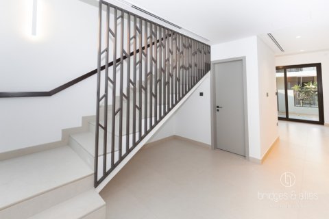 Villa en Tilal Al Ghaf, Dubai, 3 dormitorios, 142 m², № 83808 - foto 3