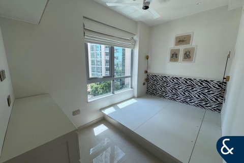 Apartment in Downtown Dubai (Downtown Burj Dubai), Dubai 3 bedrooms, 221 sq.m. № 76569 - photo 12