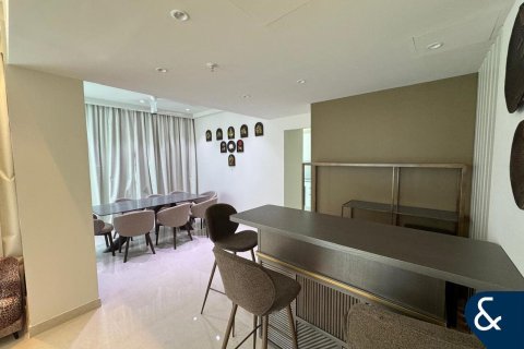 Apartment in Downtown Dubai (Downtown Burj Dubai), Dubai 3 bedrooms, 221 sq.m. № 76569 - photo 8