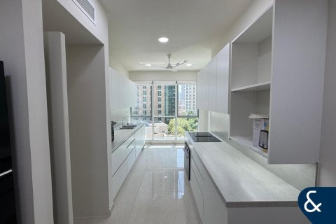Apartment in Downtown Dubai (Downtown Burj Dubai), Dubai 3 bedrooms, 221 sq.m. № 76569 - photo 3