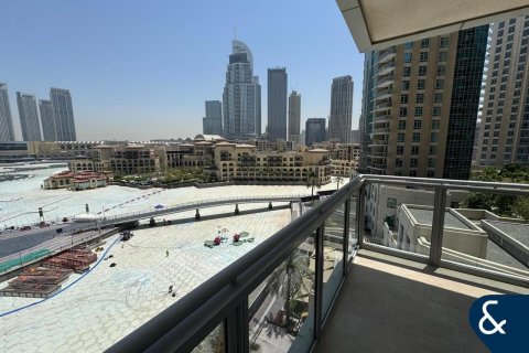 Apartment in Downtown Dubai (Downtown Burj Dubai), Dubai 3 bedrooms, 221 sq.m. № 76569 - photo 5