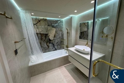 Apartment in Downtown Dubai (Downtown Burj Dubai), Dubai 3 bedrooms, 221 sq.m. № 76569 - photo 26