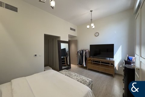 Townhouse in Victory Heights, Dubai Sports City, Dubai 4 bedrooms, 343 sq.m. № 76592 - photo 3