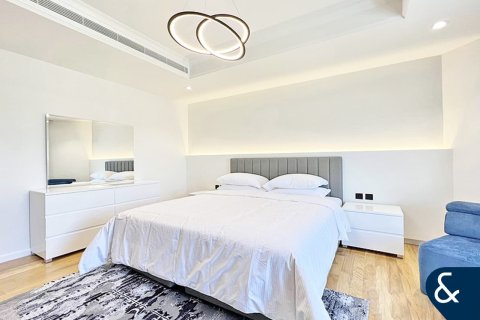 Villa in Garden Homes, Palm Jumeirah, Dubai 4 bedrooms, 511 sq.m. № 76571 - photo 4