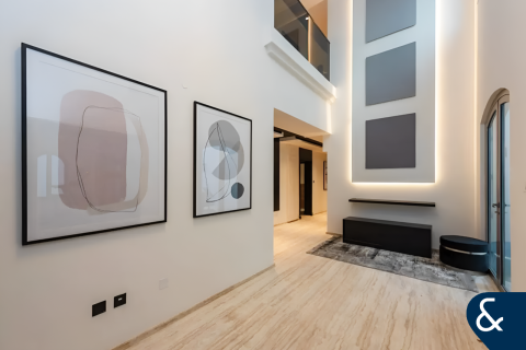 Villa in Garden Homes, Palm Jumeirah, Dubai 4 bedrooms, 511 sq.m. № 76571 - photo 21