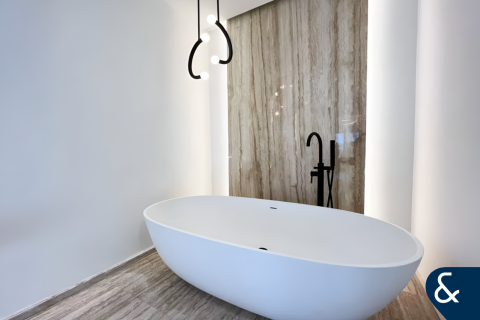 Villa in Garden Homes, Palm Jumeirah, Dubai 4 bedrooms, 511 sq.m. № 76571 - photo 6