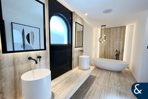 Villa in Garden Homes, Palm Jumeirah, Dubai 4 bedrooms, 511 sq.m. № 76571 - photo 5