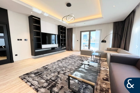 Villa in Garden Homes, Palm Jumeirah, Dubai 4 bedrooms, 511 sq.m. № 76571 - photo 18